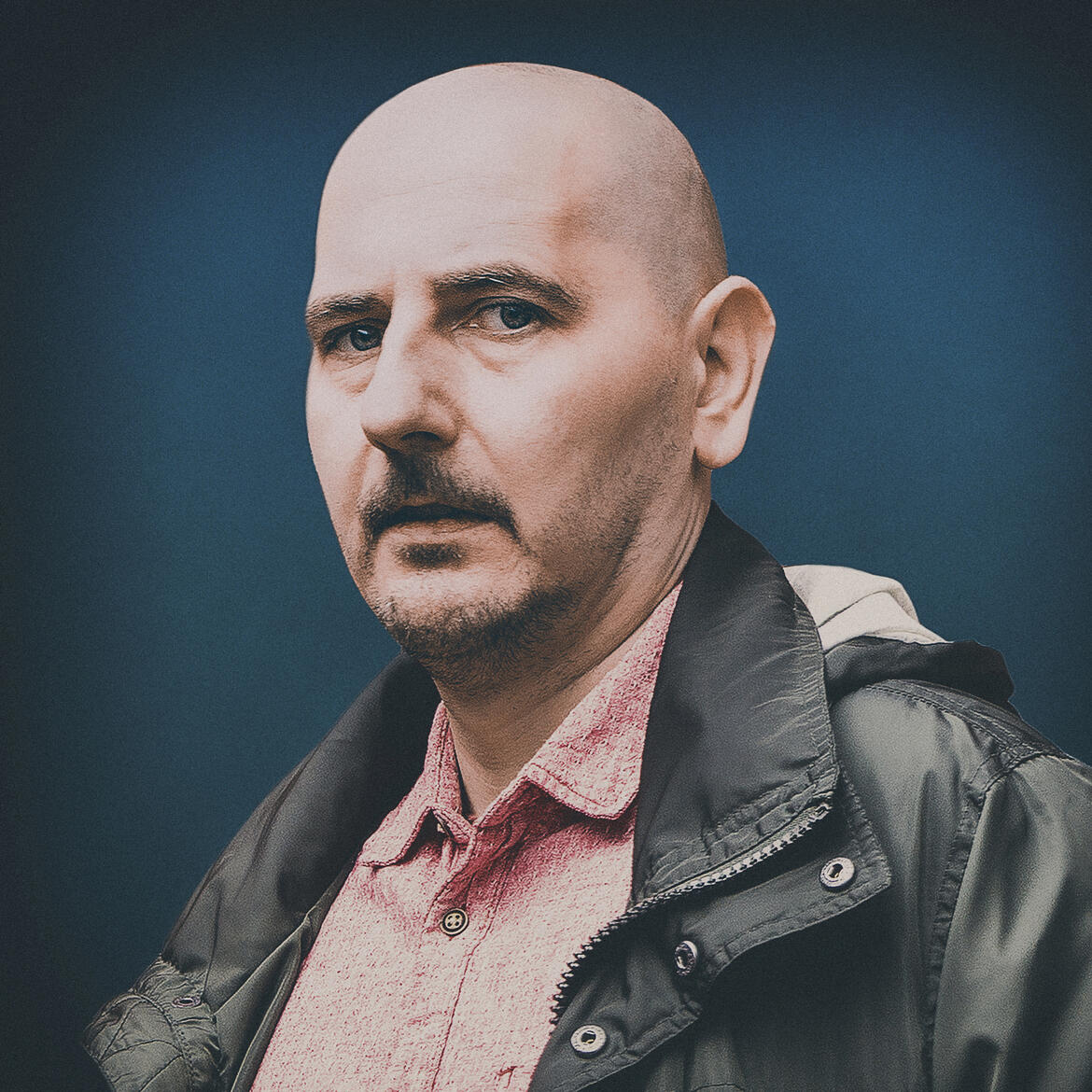 Zdjęcie Piotra Szlezingera – grafik DTP